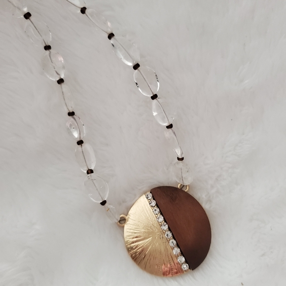 HANDMADE Wood, Gold and Crystal necklace!! - Picture 3 of 4